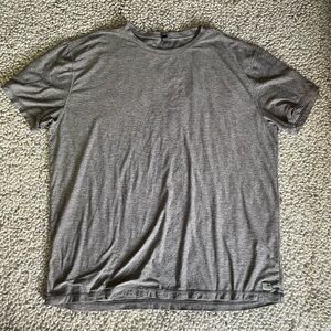 Vuori Men’s Gray Tee - xxl